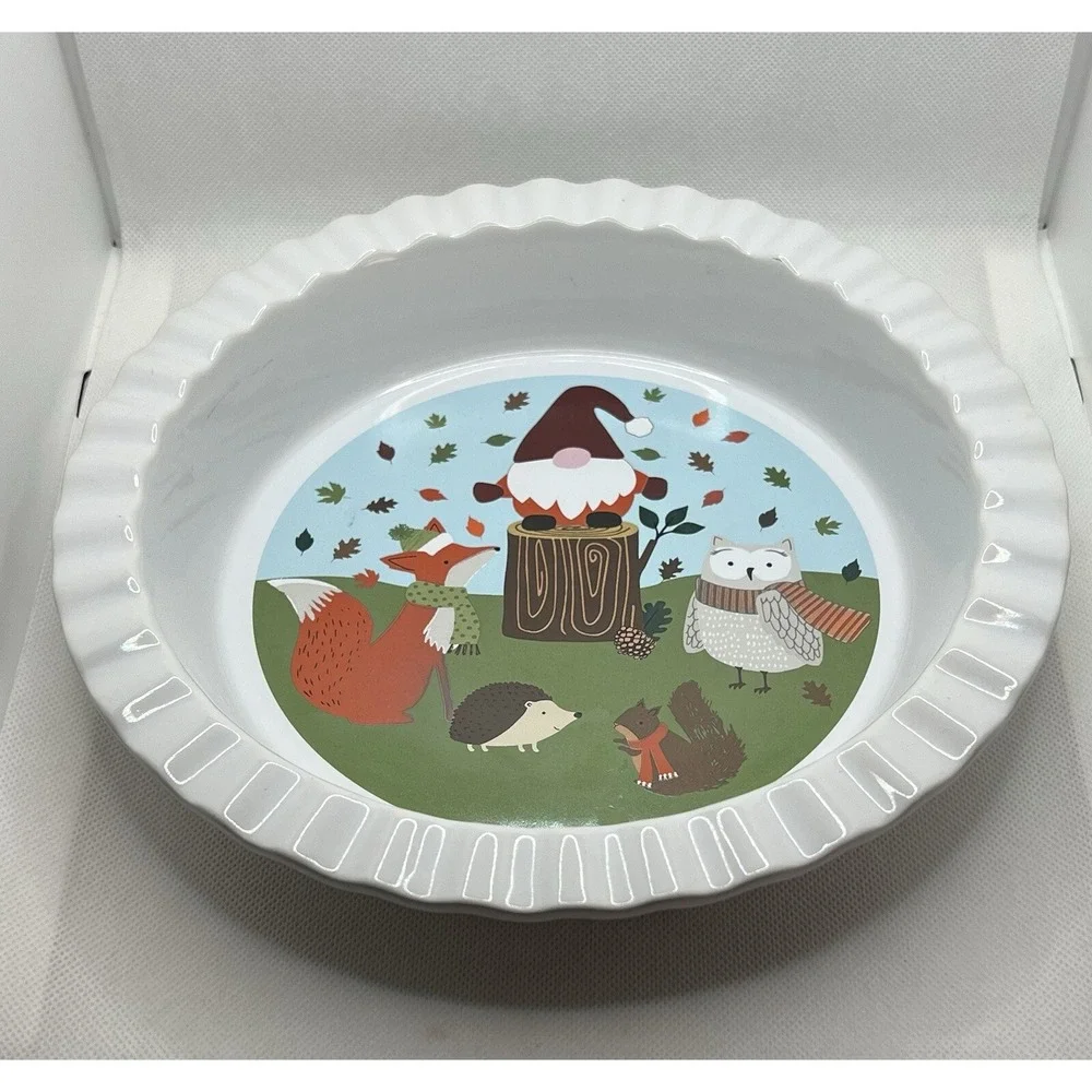 NANTUCKET Ceramic Pie‎ Plate Gnome Fox Squirrel Owl Fall Scene Leaves Autumn